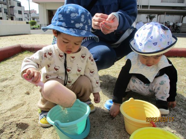 大好きなお砂遊び❤