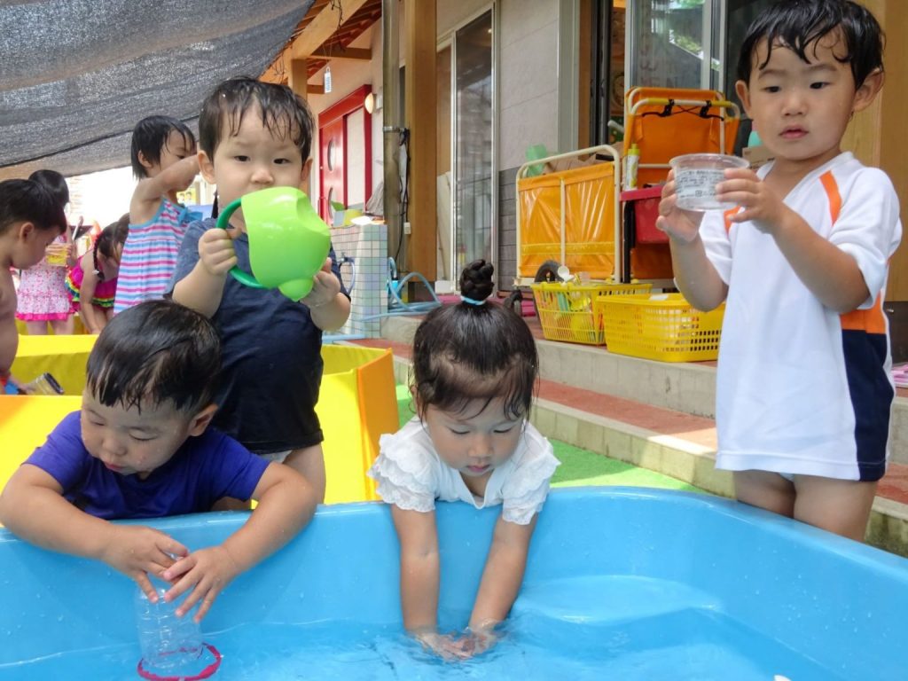 楽しいみずあそび